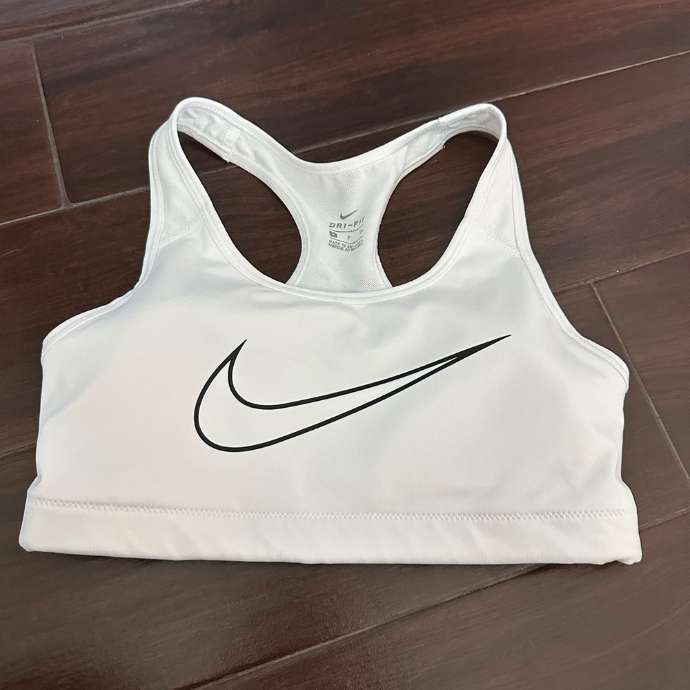 Nike Women's White Sports Bra